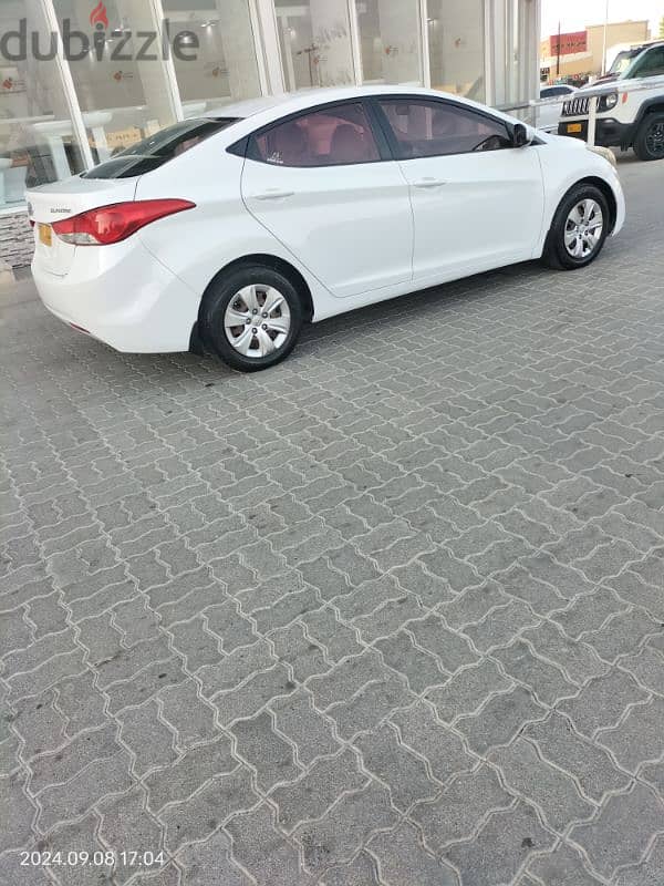 Hyundai Elantra 2012 4