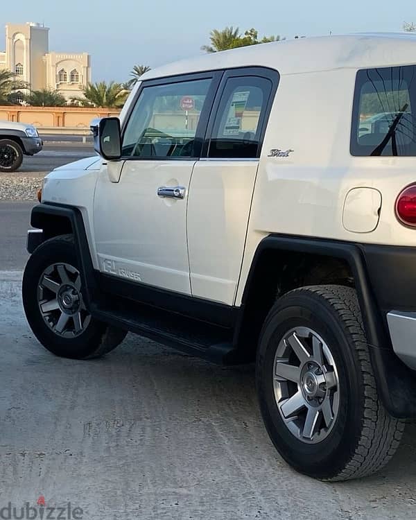 Toyota FJ Cruiser 2014 3