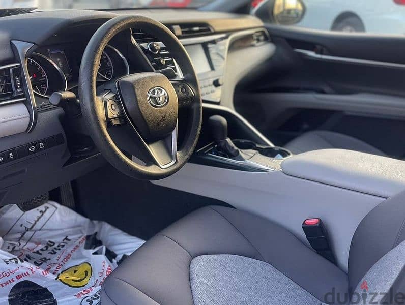 Toyota Camry 2019 3