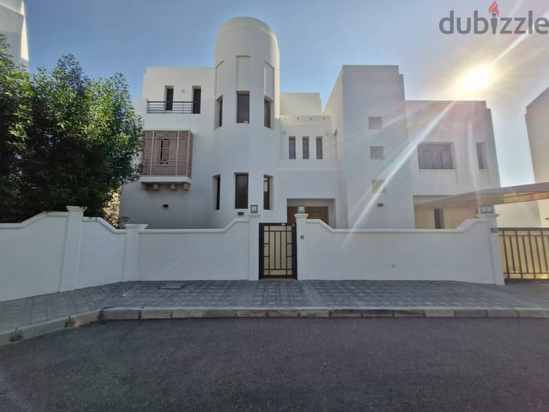 5 BR + 1 Maid’s Room Well Maintained Villa in Qurum with Balconies 1