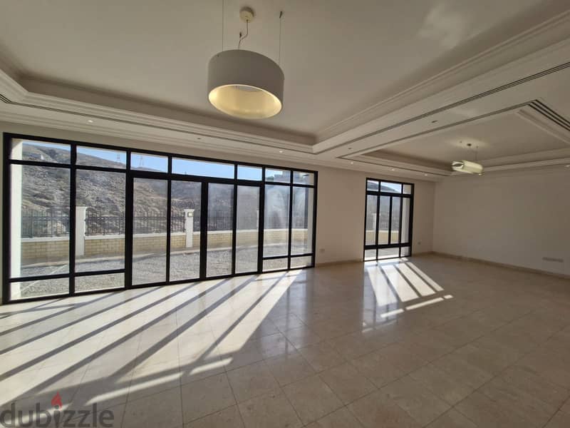 5 BR + 1 Maid’s Room Well Maintained Villa in Qurum with Balconies 11