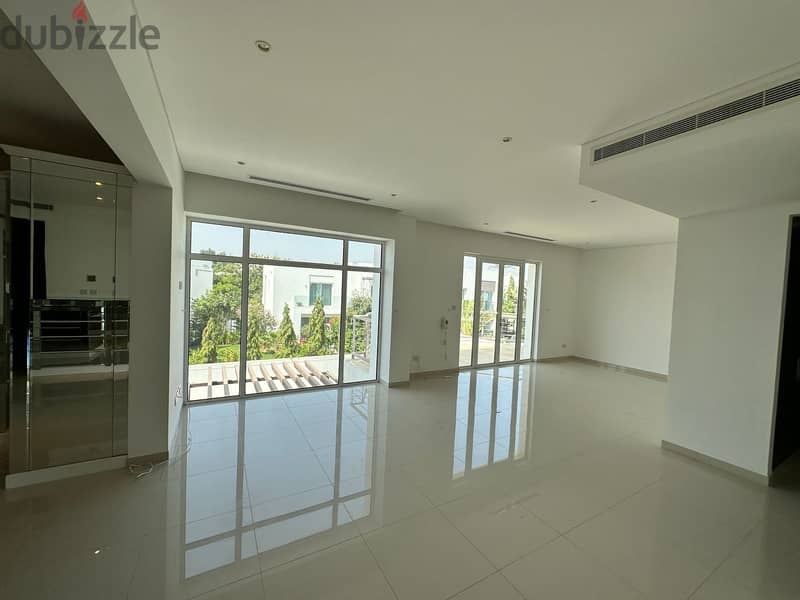 4 Bedroom Villa with Private Pool for Rent in Al Mouj 5