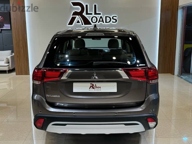 Mitsubishi outlander 2022 Gcc Oman under warranty 3