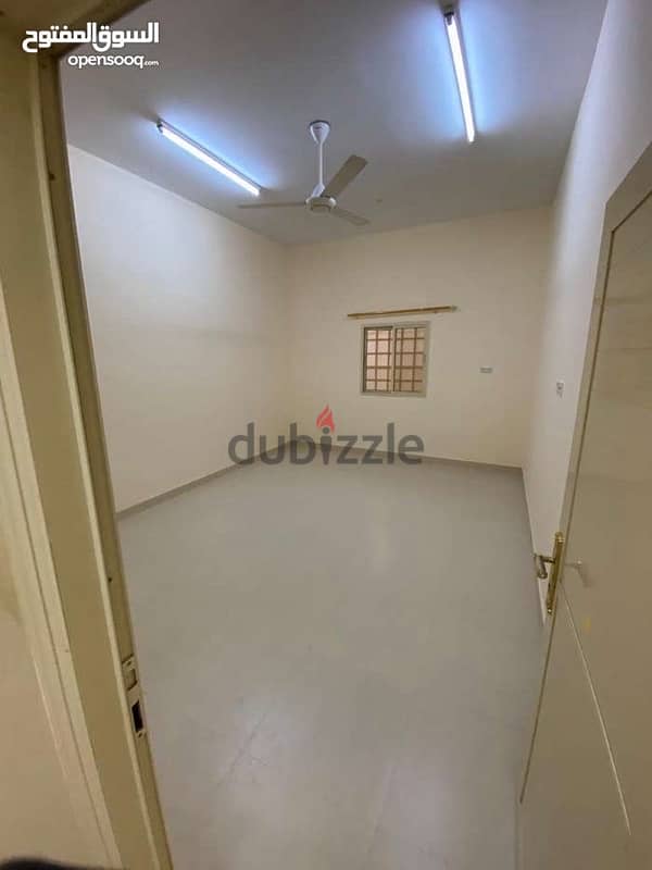 Villa for rent فيلا للاجار في صحار 7