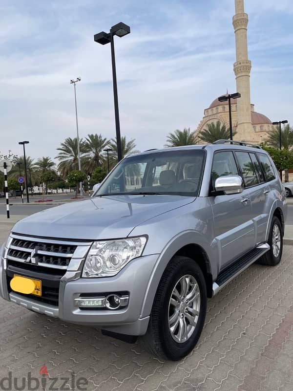 Mitsubishi Pajero 2017 0