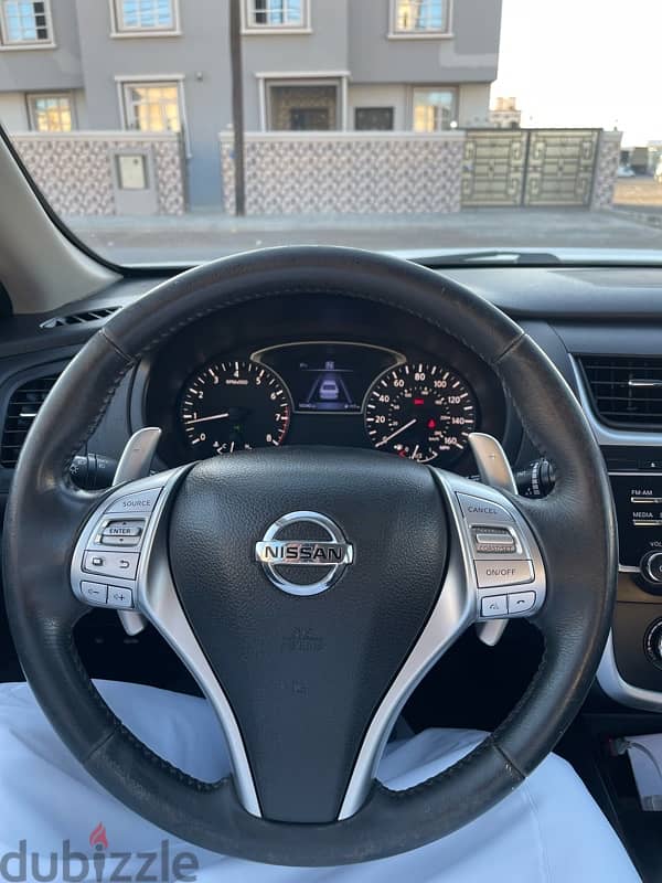 Nissan Altima 2018 SR Midnight Edition 11