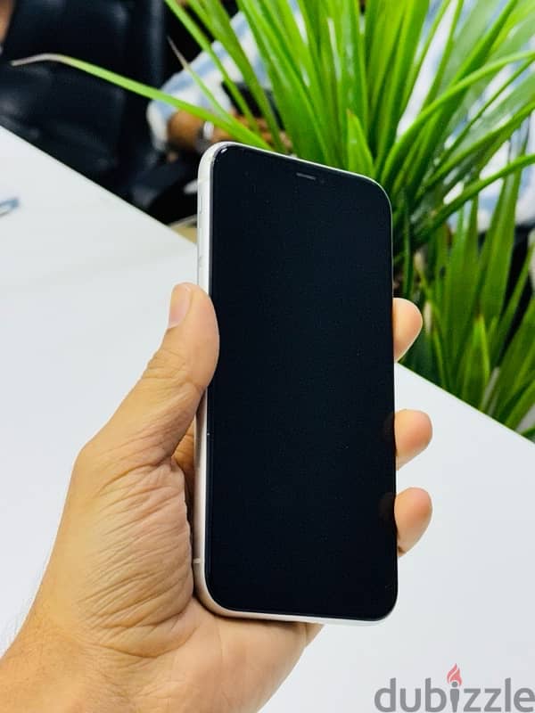 iphone 11-256GB | great and clean condition 3