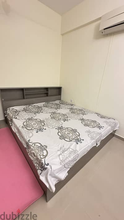 King Size Bed Set for Sale – Grey (180x200 cm) | سرير كبير مع طقم كام