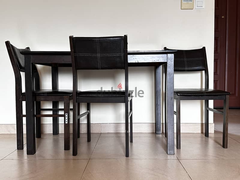 Dinning Table with 3 chairs 0