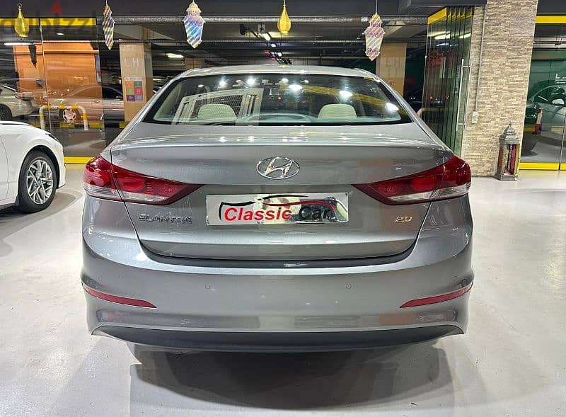 Hyundai Elantra 2020 6