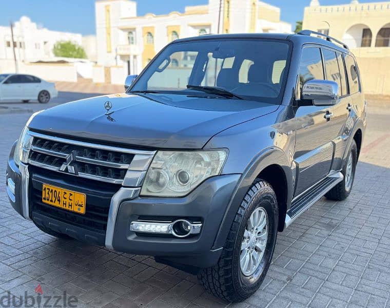 Mitsubishi Pajero 2015 1