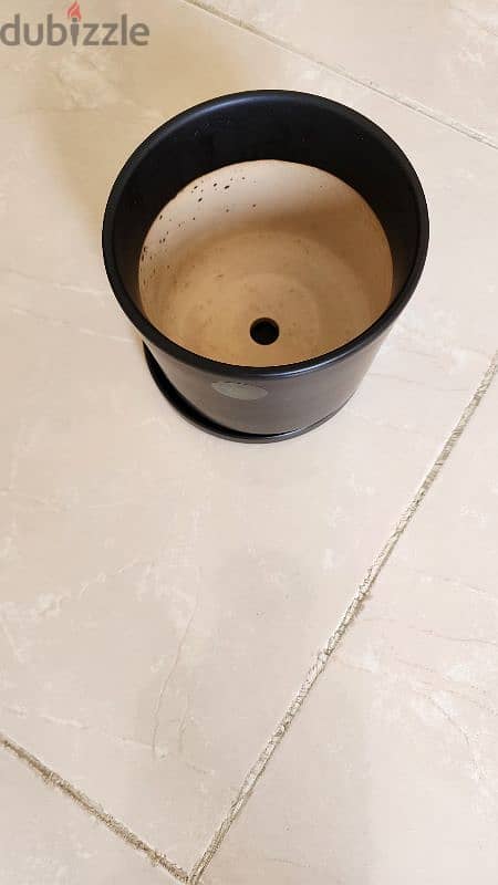 Plant pot - indoor or outdoor ceramic 1