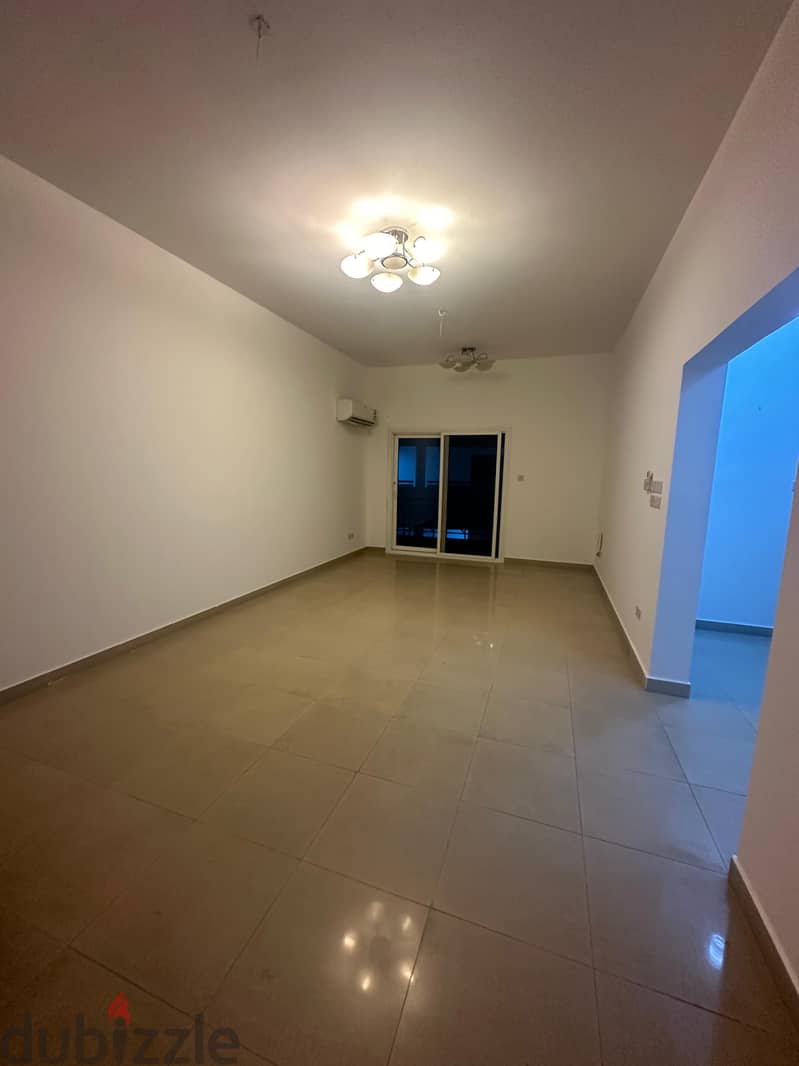 شقة 2 غرفة وصالة بريق الشاطئ - Flat 2 BHK for Rent in Bareeq AL Shatee 5