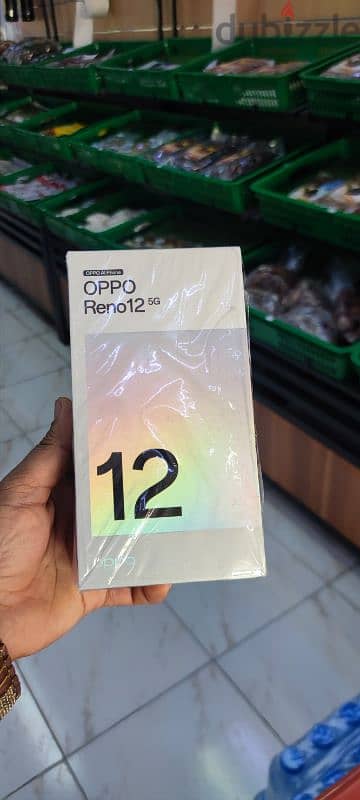 oppo reno 12 5g 12+4/256 gb ram rom new phone 4