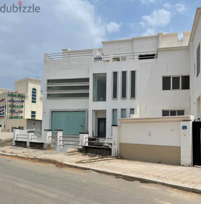 "SR-MA-490 Villa for rent in al mawaleh south