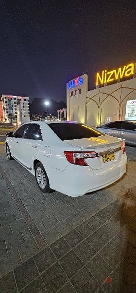 Toyota Camry 2014 4