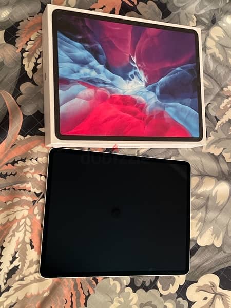 Apple iPad 4th generation 12.9-inch Wi-Fi 2020 4