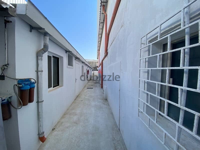 Garage/warehouse for rent in Ghala 11