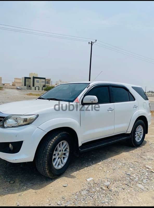 Toyota Fortuner 2014 1