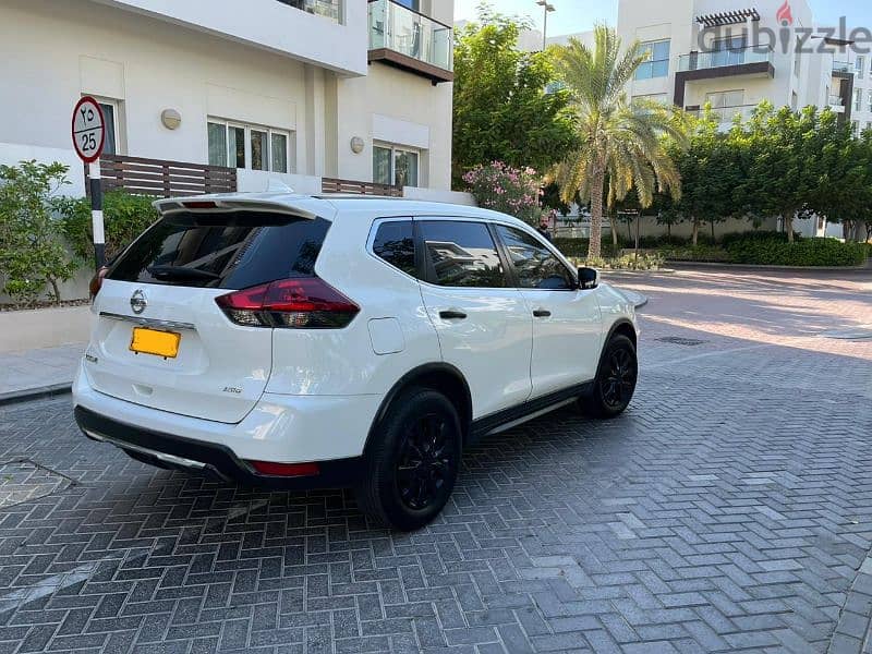 Nissan Rogue 2018 4