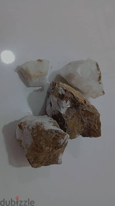 I have stones, want to sell milky quartz, contact me.