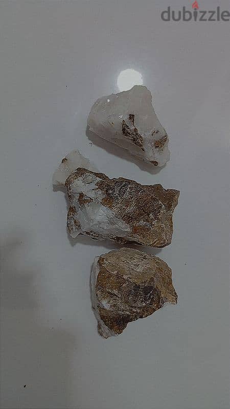 I have stones, want to sell milky quartz, contact me. 2