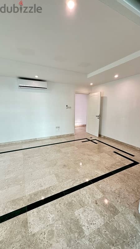 Villa for rent in qurum 5