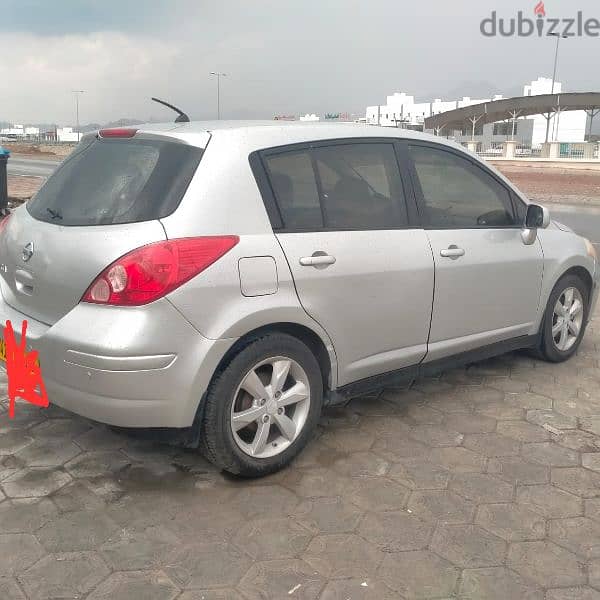 Nissan Versa 2011 6