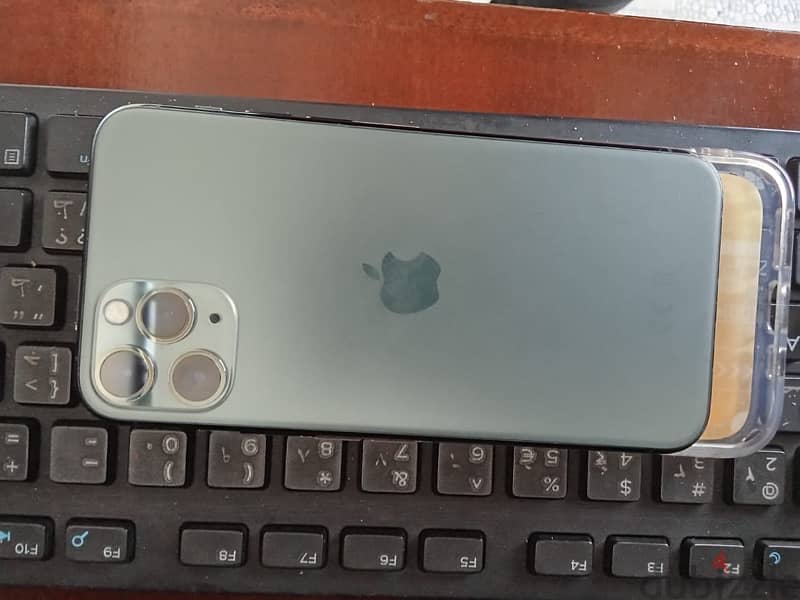 iphone 11 pro 4