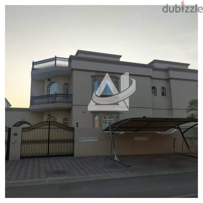 ADV301**Beautiful 4 bedrooms 5 toilets +Maid room attached villa for R