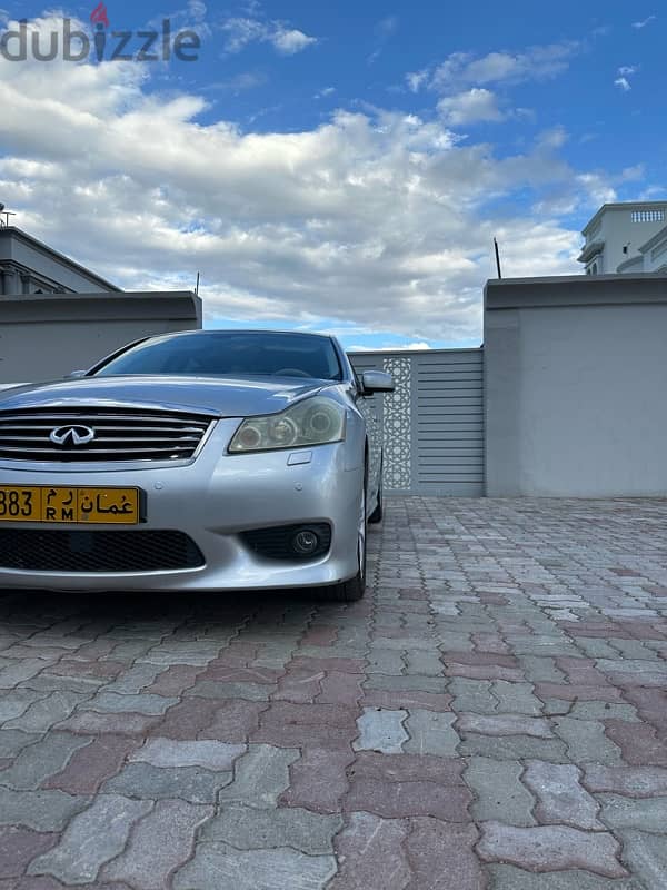 Infiniti M35 2008 1