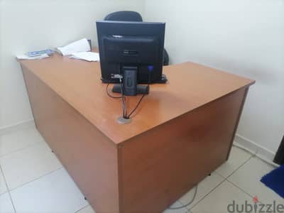 Sell Office Table With Office Chair(1600x1200)