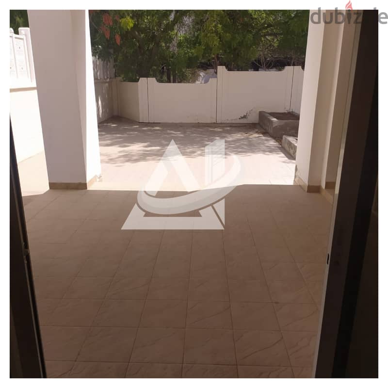 ADV936** 4bhk + Maid's villa for rent in Qurum 8