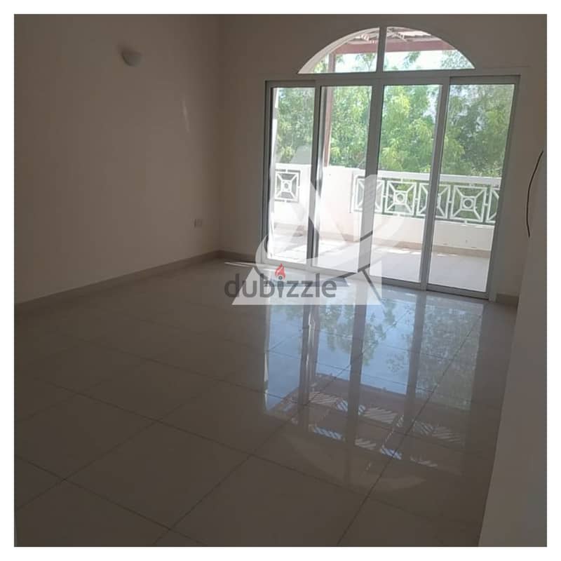 ADV936** 4bhk + Maid's villa for rent in Qurum 12