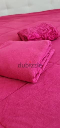 duvet set . لحاف . طقم سرير كامل 0