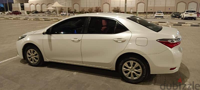 Toyota Corolla 2018 4