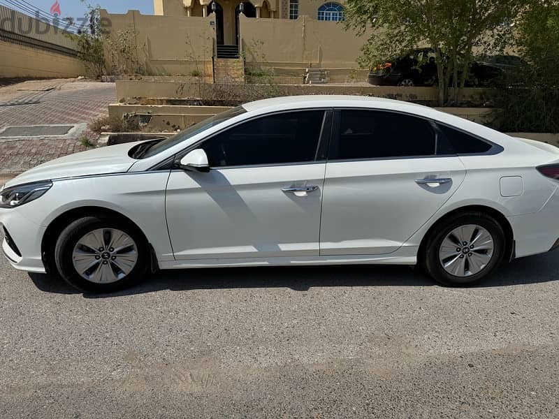 Hyundai Sonata (Hybrid) 2019 2