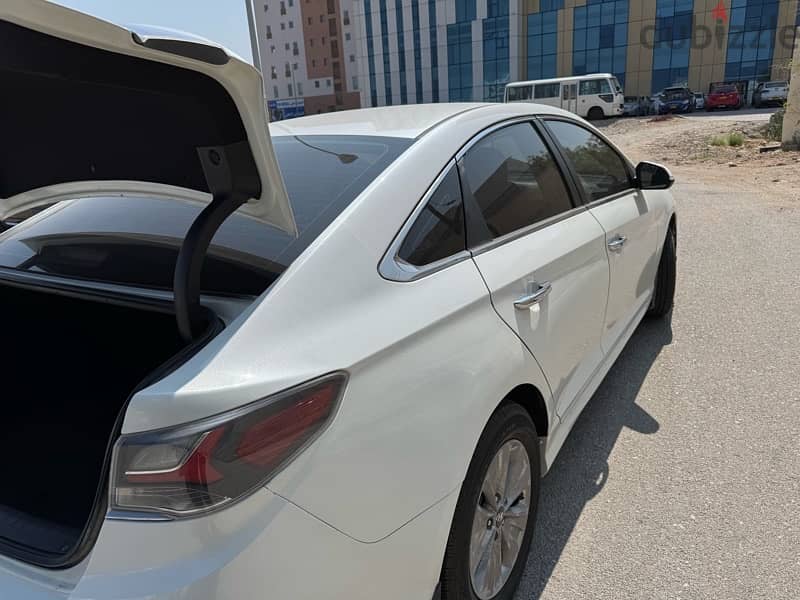 Hyundai Sonata (Hybrid) 2019 6