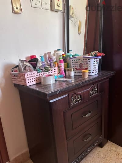 dressing table