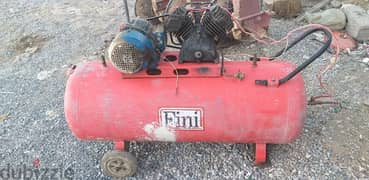 air compressor 200 litter very much good condition 0