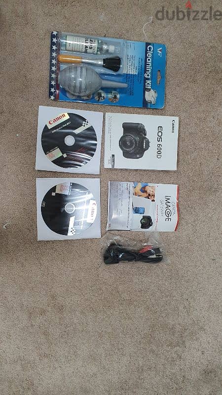 Canon camera EOS 600D with accessories 4