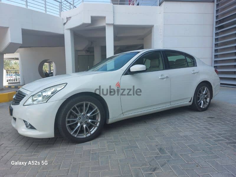 Infiniti G25 2012 3