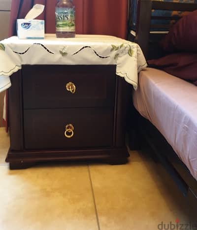 Single bed & bedside table