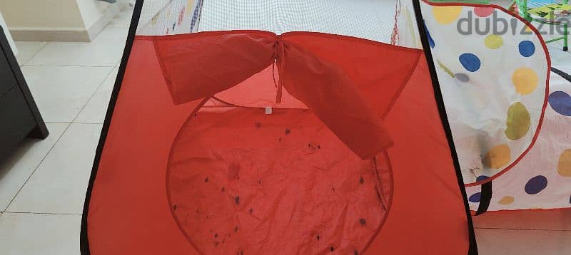 Pop Up Play Tent 2