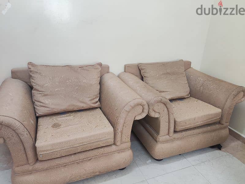 Used Sofa set for sale 2