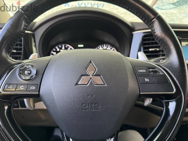 Expat owned Mitsubishi Outlander 2016, 7 Seater 4