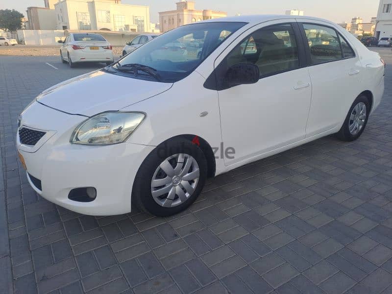 Toyota Yaris 2010 full automatic neat and clean 2