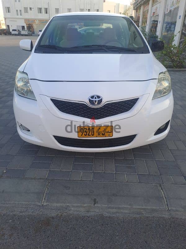 Toyota Yaris 2010 full automatic neat and clean 10