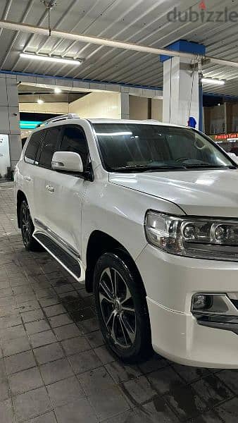 Toyota Land Cruiser 2016 gxr V6 7