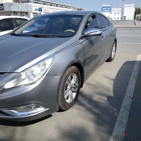 Hyundai Sonata 2011 10